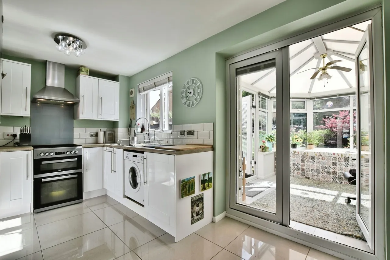 Inglesham Close, Manchester, Greater Manchester, M23, photo 6