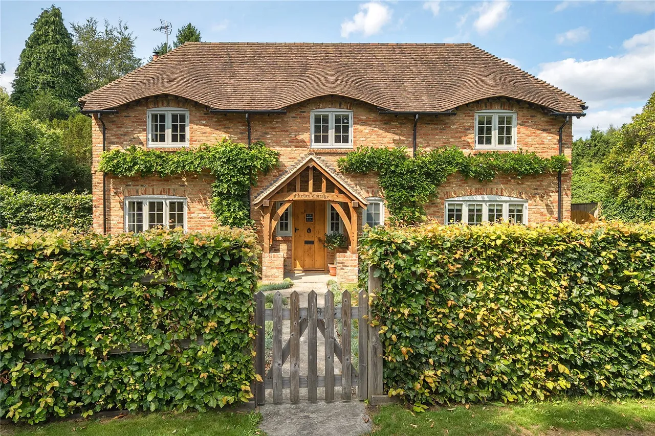 Spinney Lane, West Chiltington, RH20, photo 2