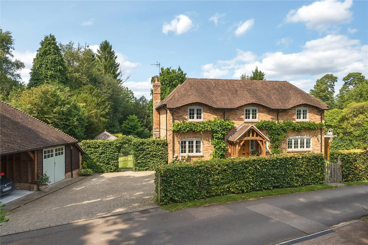Spinney Lane, West Chiltington, RH20, photo 4
