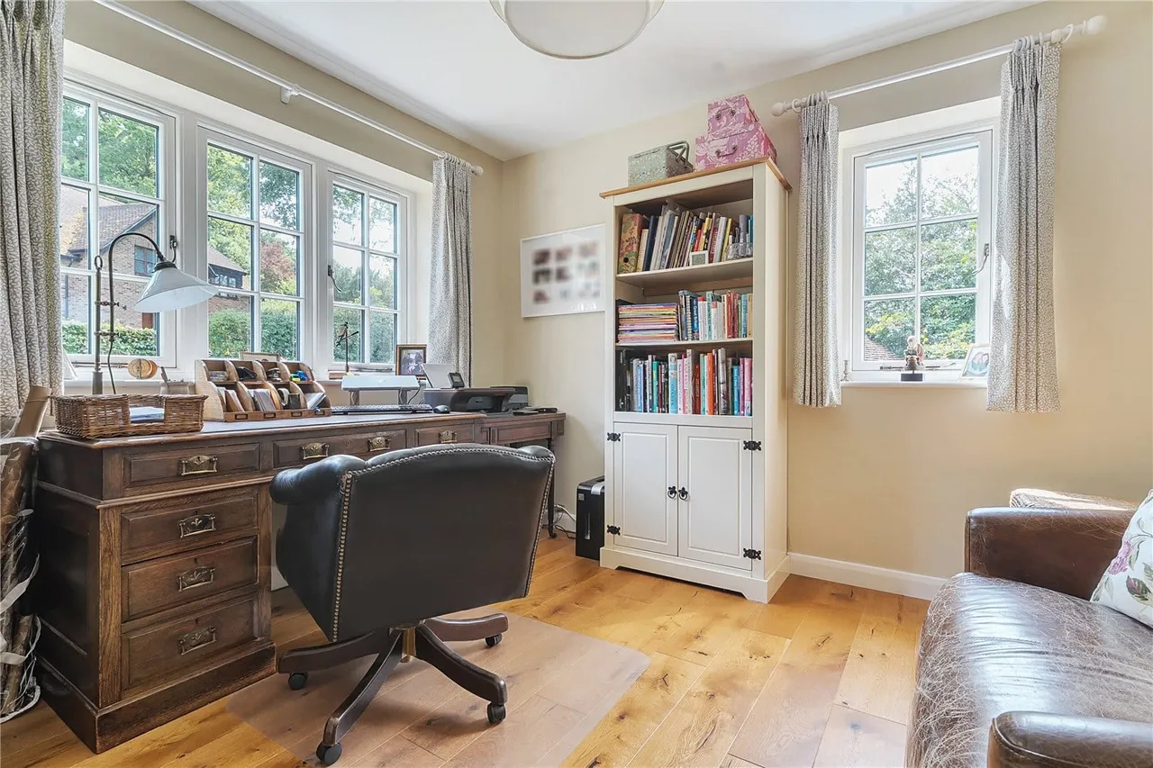 Spinney Lane, West Chiltington, RH20, photo 9