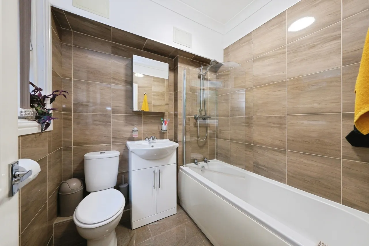 Tennyson Road, SHEFFIELD, South Yorkshire, S6, photo 10