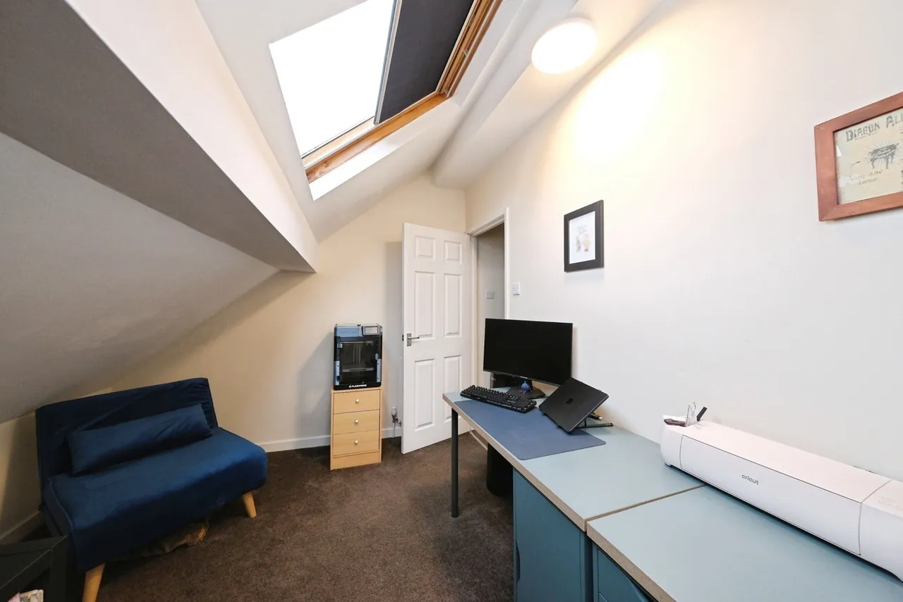 Tennyson Road, SHEFFIELD, South Yorkshire, S6, photo 11