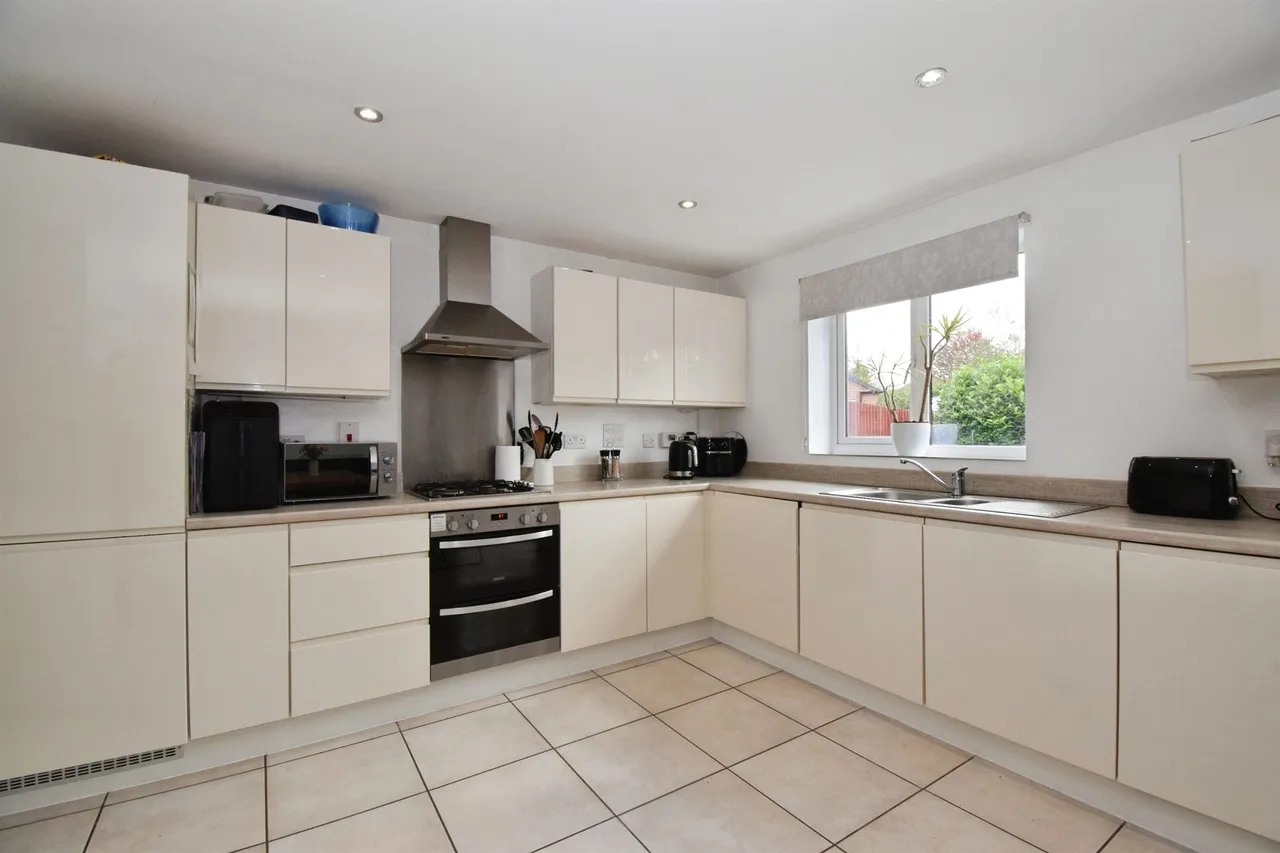 Burton Way, Fleckney, LE8, photo 10