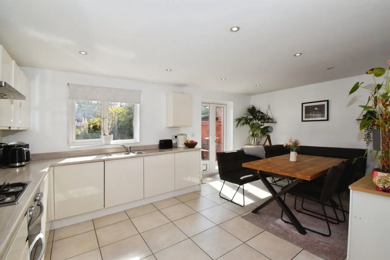 Burton Way, Fleckney, LE8, photo 11