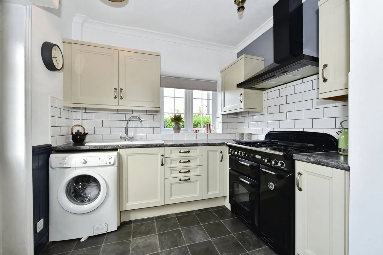Westthorpe Road, Killamarsh, Sheffield, Derbyshire, S21, photo 2