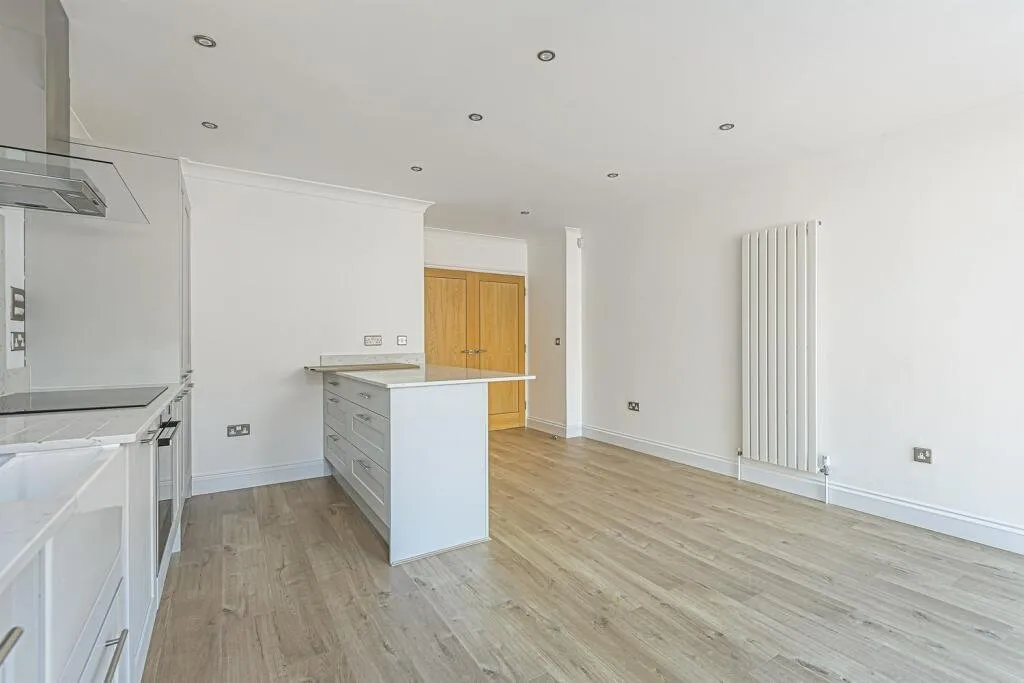 Pagoda Grove, West Norwood, SE27, photo 10