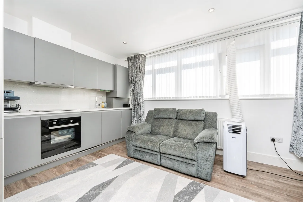 Bridge Street, High Wycombe, HP11, photo 9