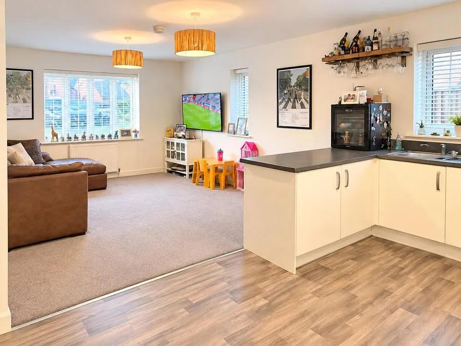 Countess Close, Burscough, L40, photo 2