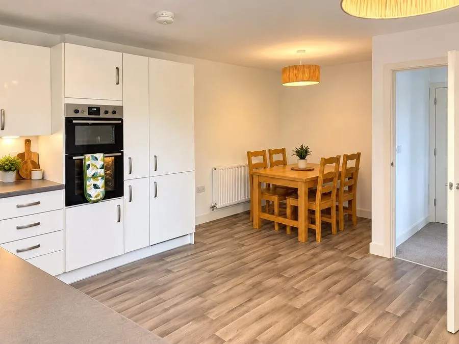 Countess Close, Burscough, L40, photo 5