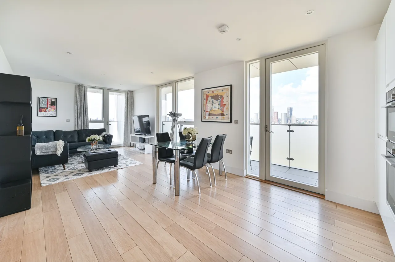 Flat 75, 25 Robsart Street, London, photo 2