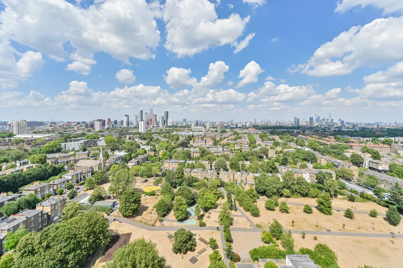 Flat 75, 25 Robsart Street, London, photo 9