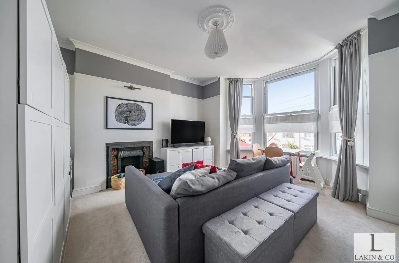 Harefield Road, Uxbridge, UB8 1PL, photo 2