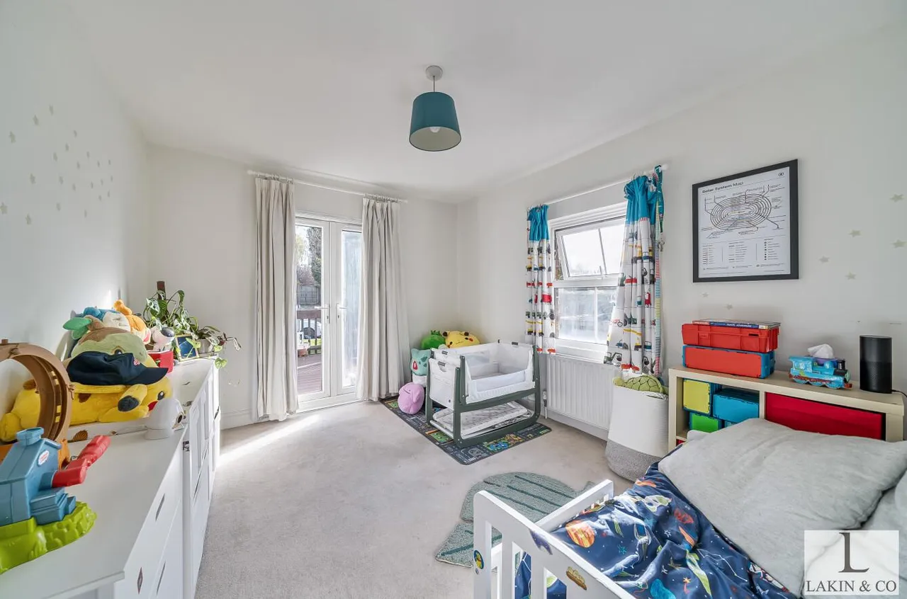 Harefield Road, Uxbridge, UB8 1PL, photo 7