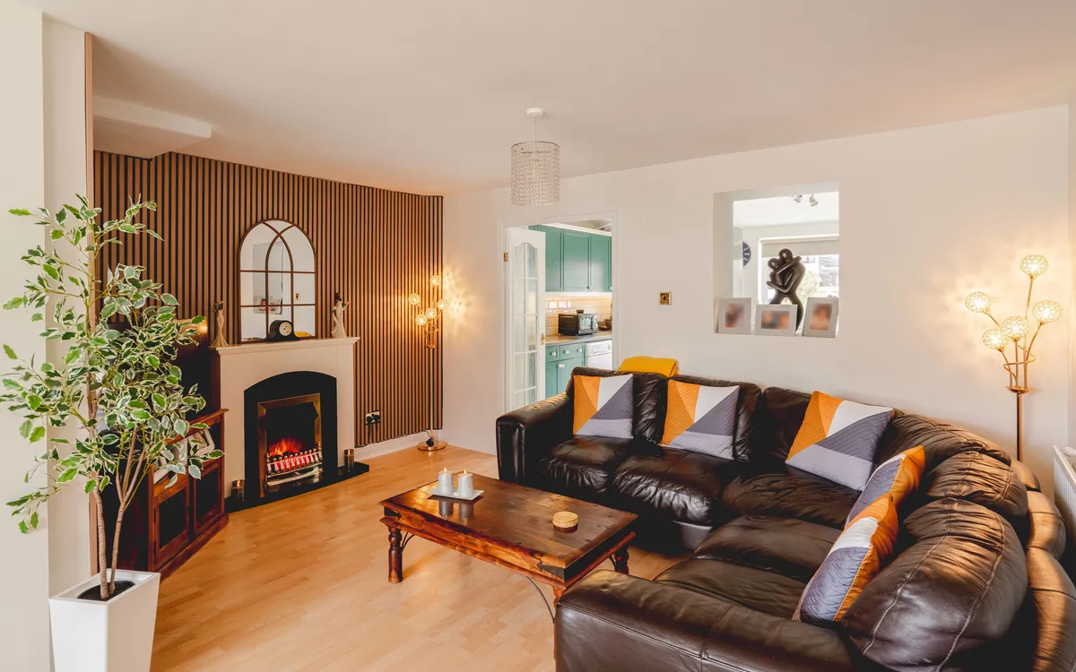 2 bed house for sale, Maytree Avenue, Headley Park, BS13