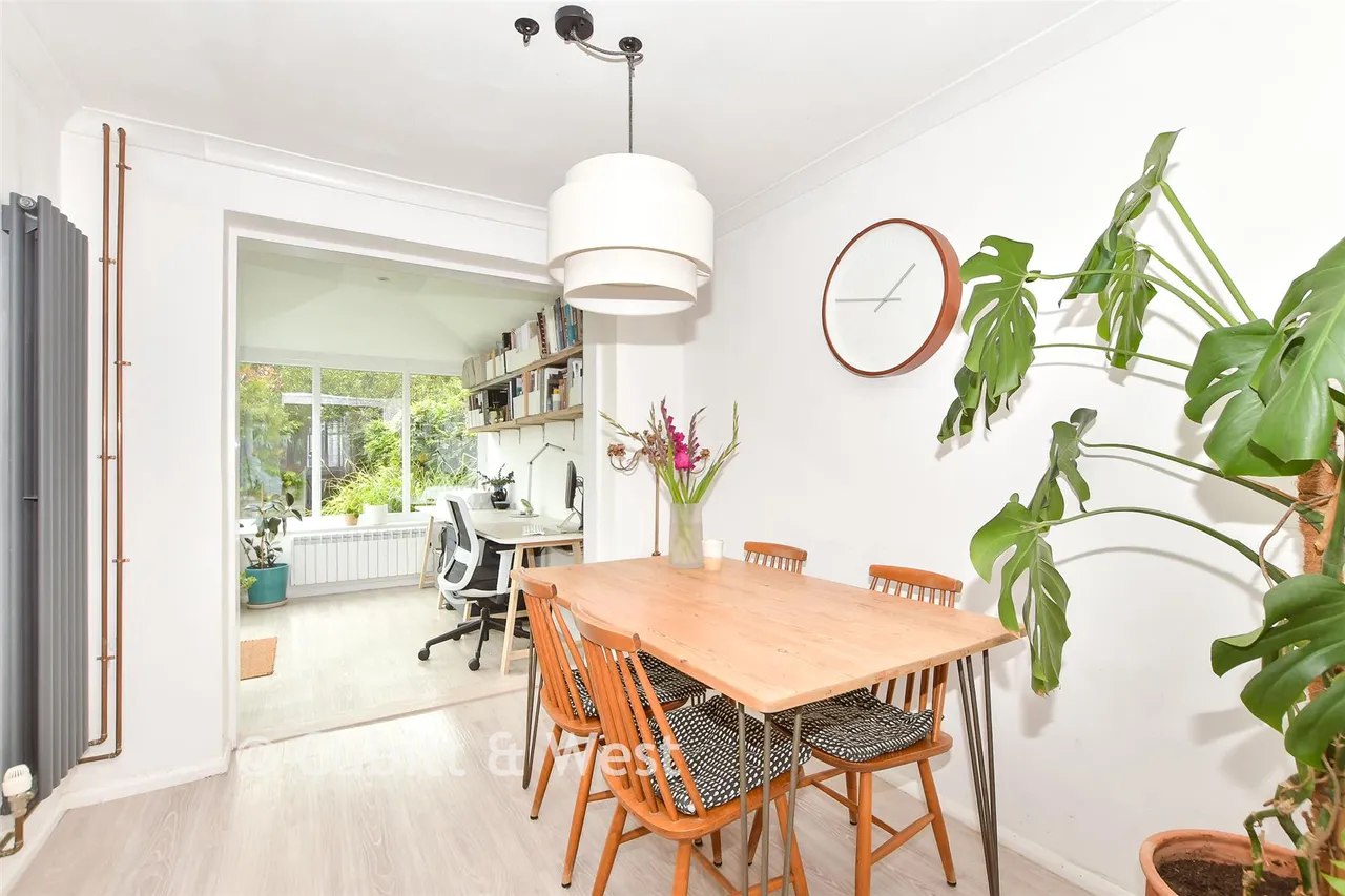 Woodleigh Road, Burgess Hill, RH15, photo 5