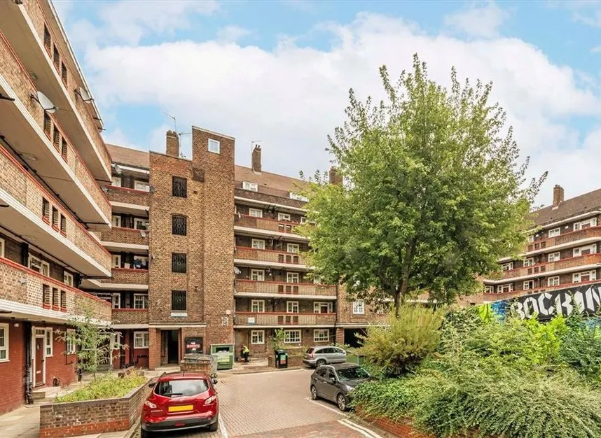2 bed flat for sale — Falmouth Road, Elephant & Castle, SE1