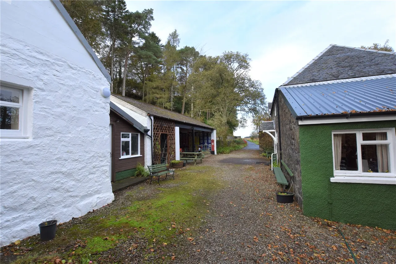 Torr A'Chlachainn House, Inc Old Byre Heritage Centre, Dervaig, Isle of Mull, PA75 6QR, photo 22