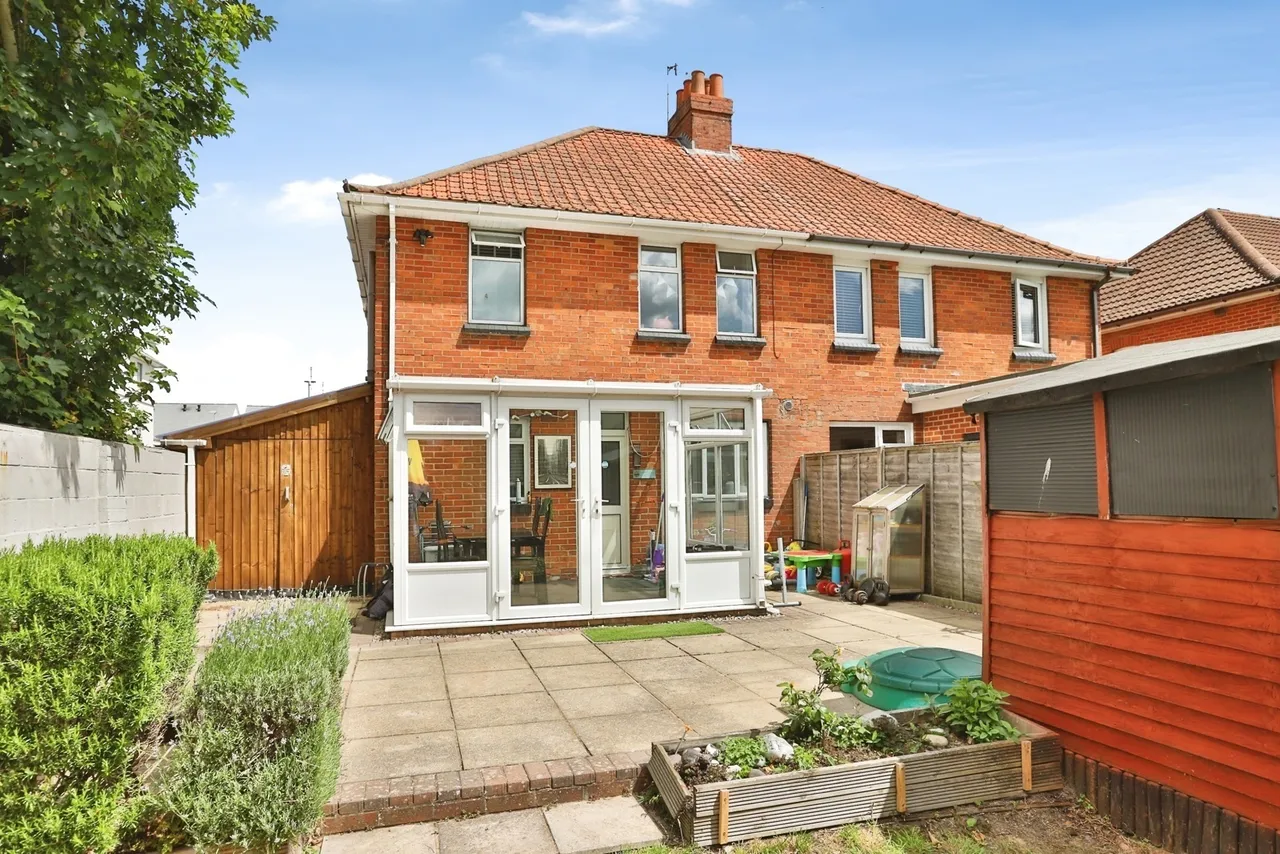 Cynthia Road, Poole, BH12, photo 15