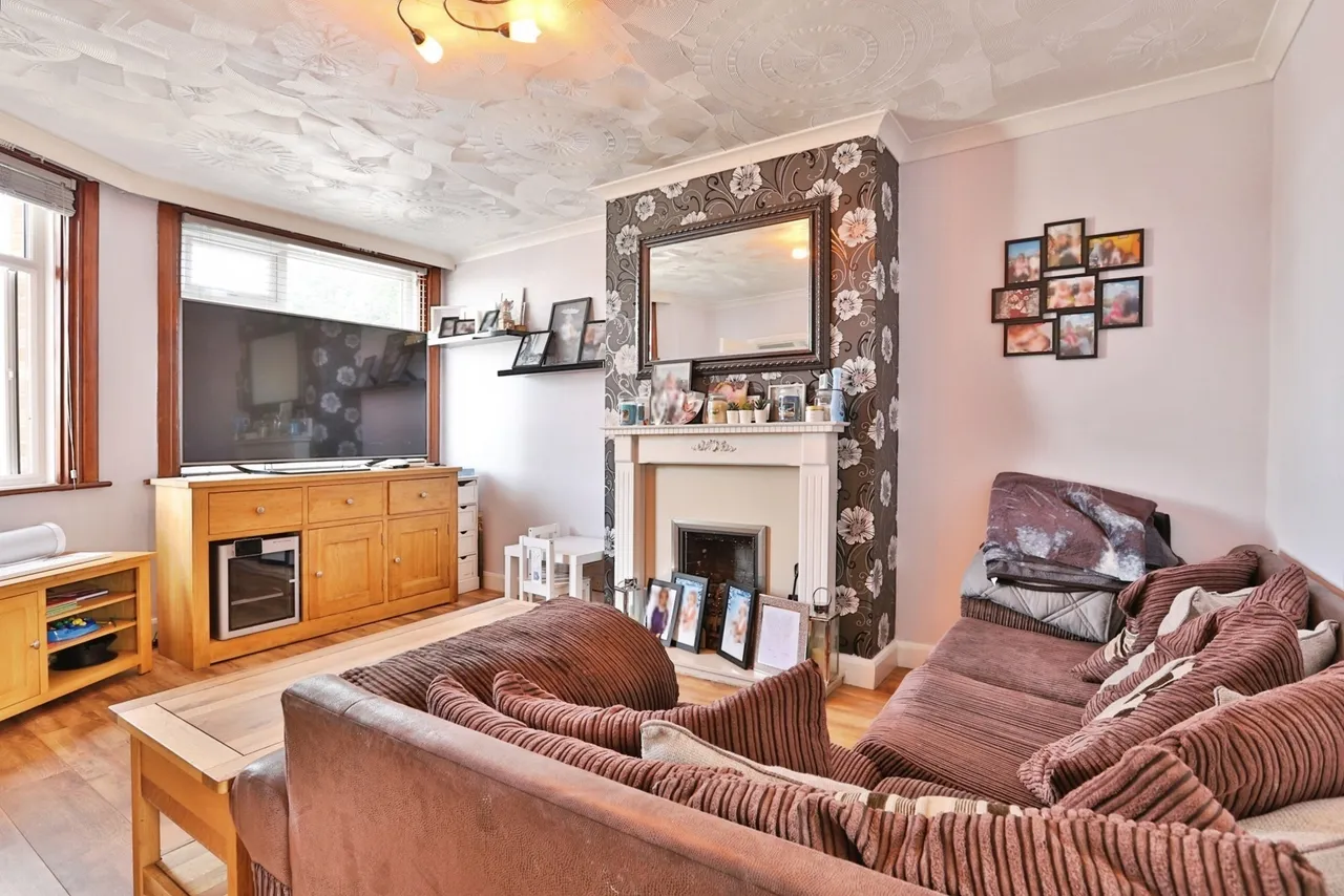 Cynthia Road, Poole, BH12, photo 4