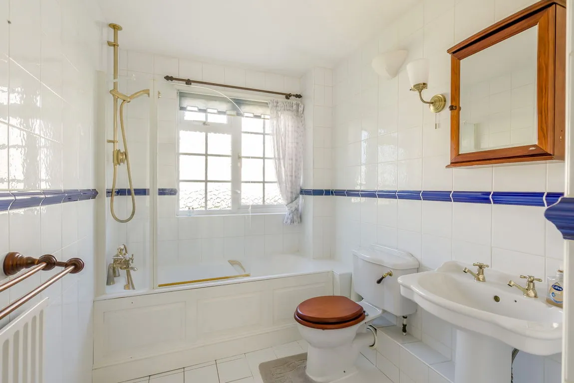 Potters Heights Close, Pinner, HA5, photo 18