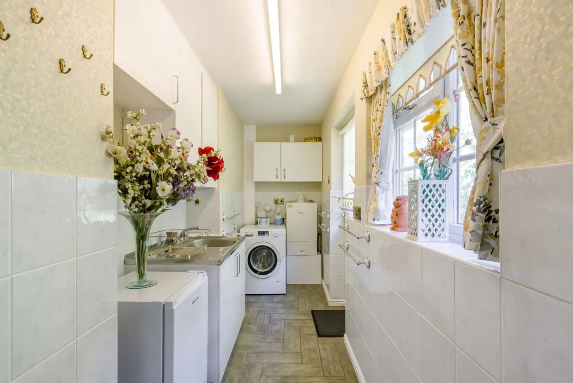 Potters Heights Close, Pinner, HA5, photo 6