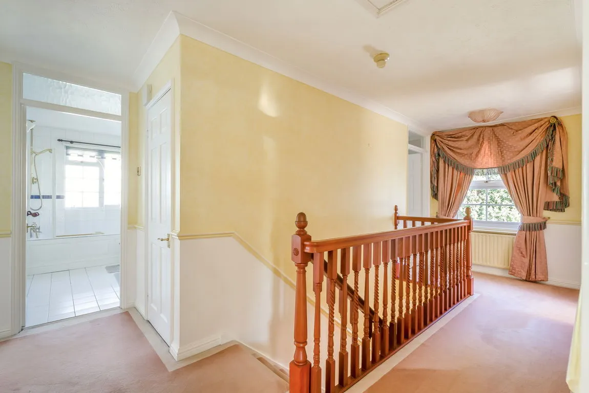 Potters Heights Close, Pinner, HA5, photo 19