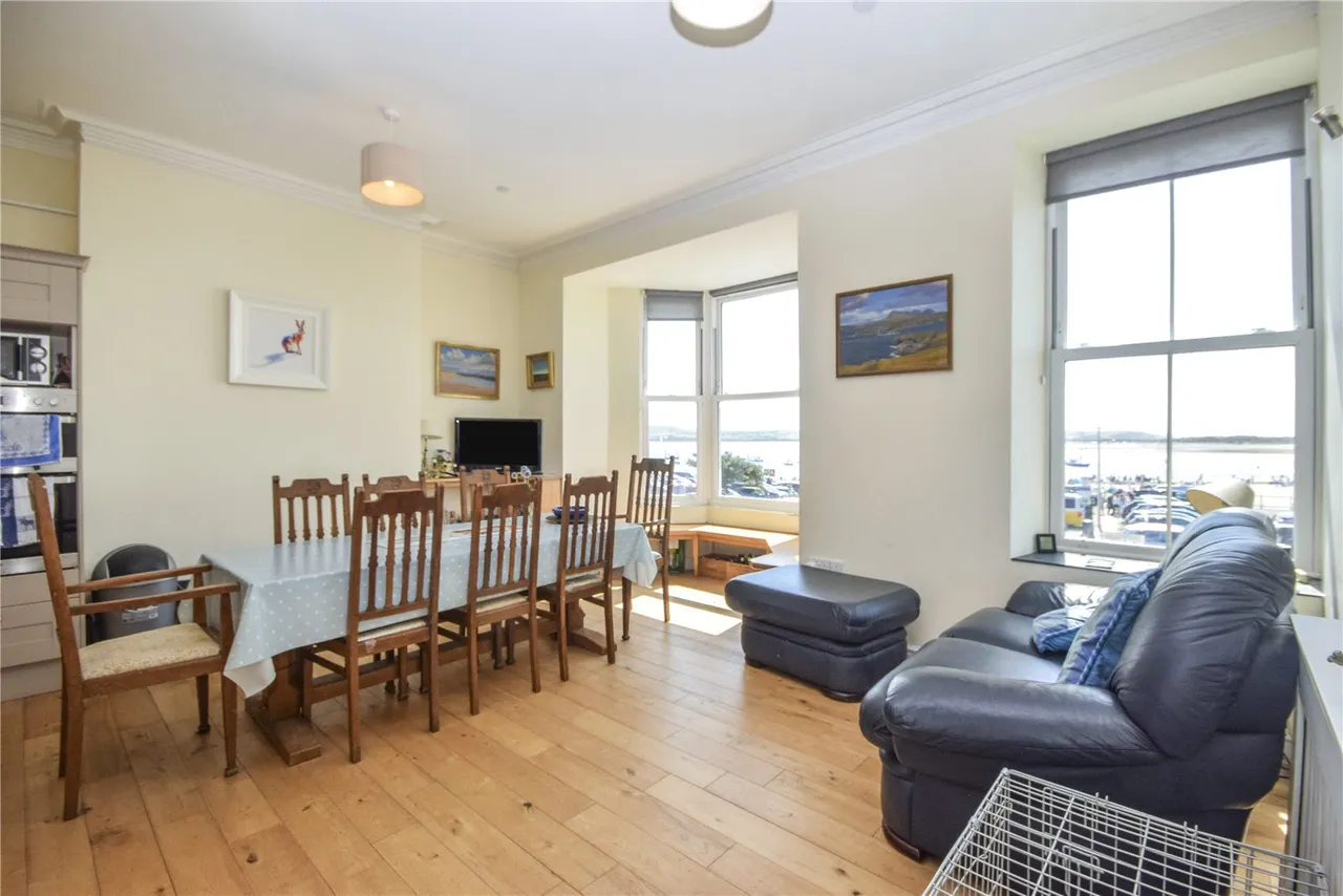 Bodfor Terrace, Aberdovey, photo 9