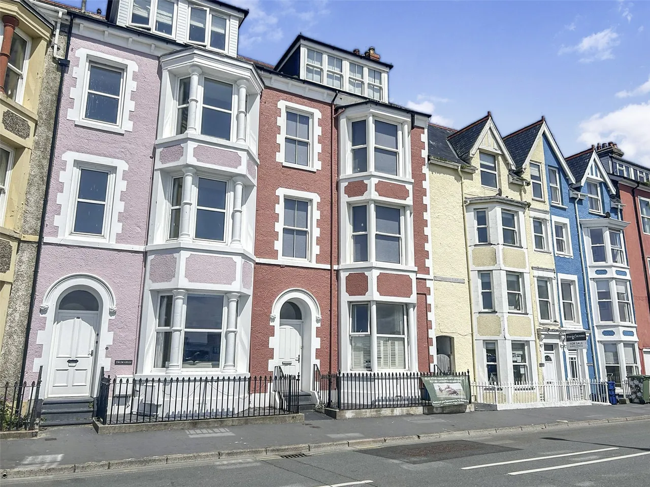 9 bed house for sale, Bodfor Terrace, Aberdovey