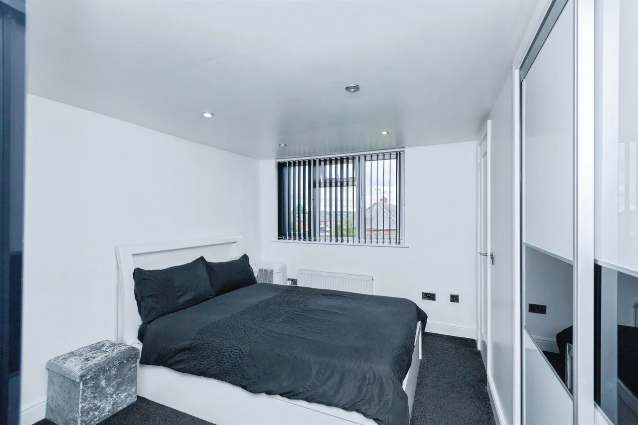 Lower Keyham Lane, Leicester, photo 4