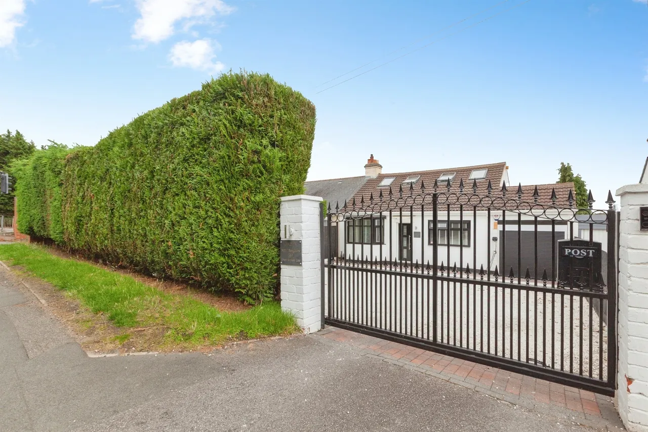 Lower Keyham Lane, Leicester, photo 7