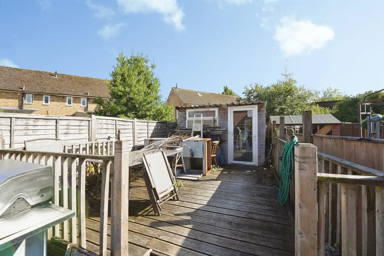 Embry Close, Calne, SN11, photo 13