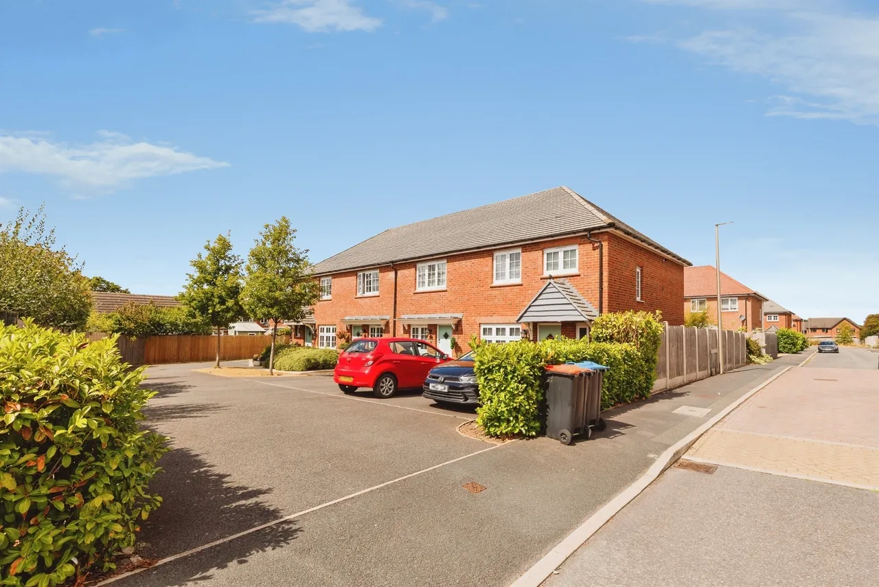 Bostock Avenue, Tattenhall, CH3, photo 16