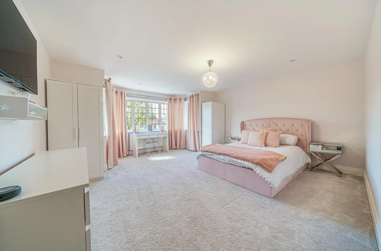 Sandy Lane, Cheam, SM2, photo 14