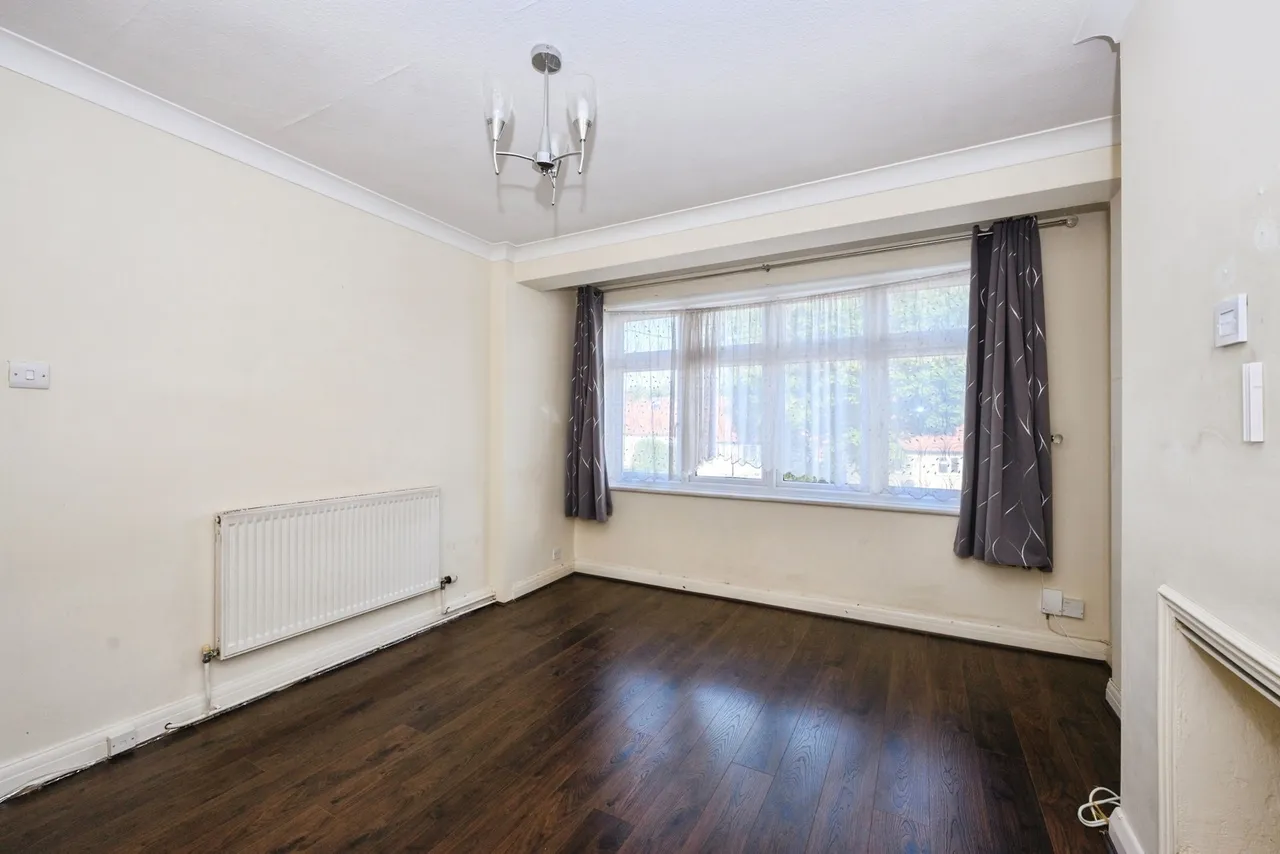 Westleigh Avenue, COULSDON, Surrey, CR5, photo 14