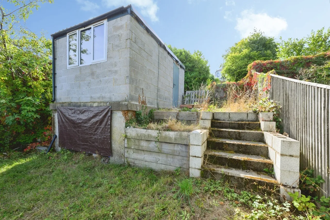 Westleigh Avenue, COULSDON, Surrey, CR5, photo 10