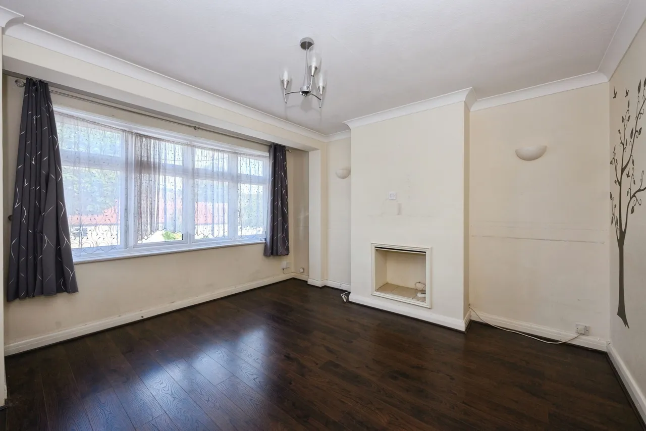 Westleigh Avenue, COULSDON, Surrey, CR5, photo 13