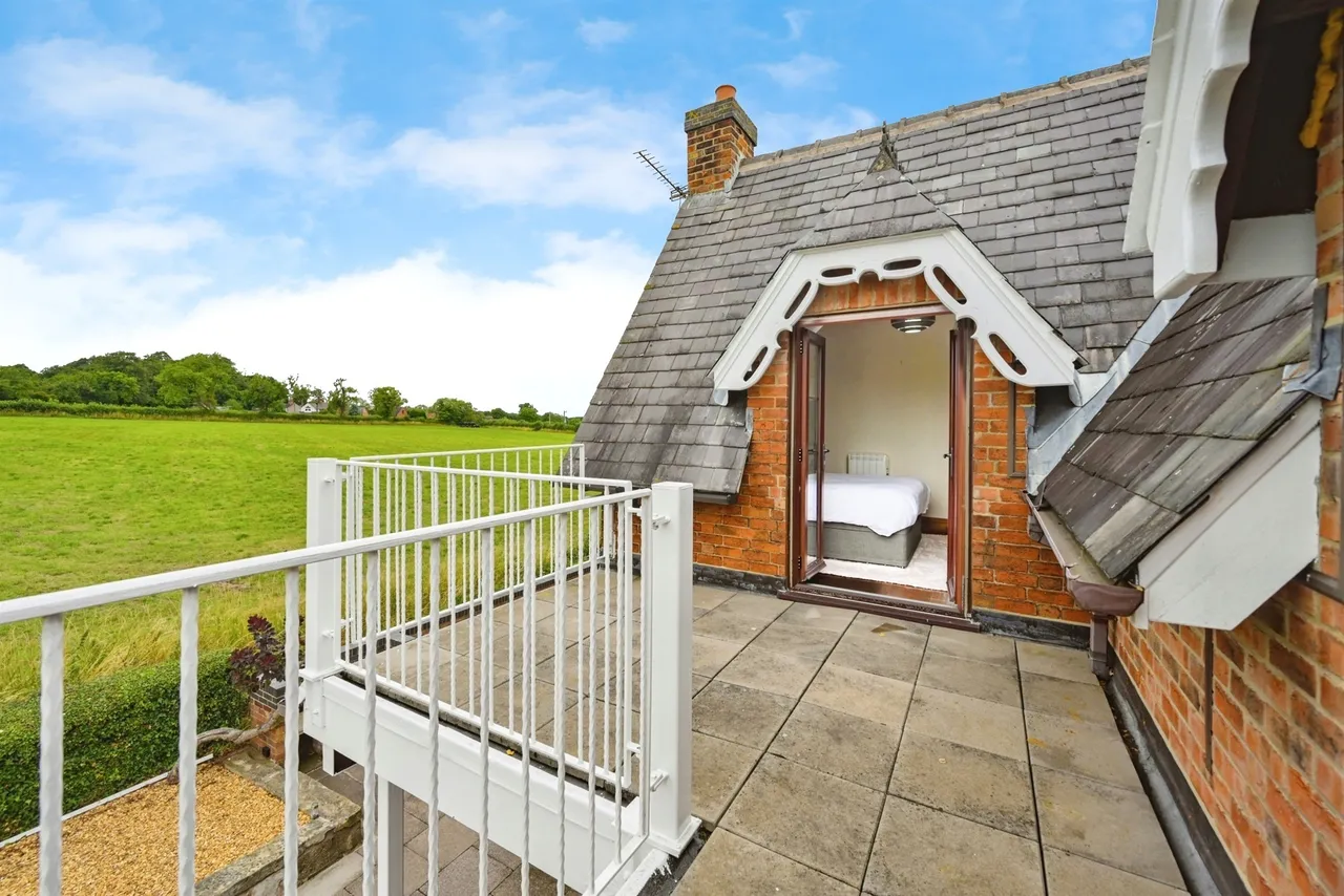 Tatenhill Common, Rangemore, DE13, photo 15