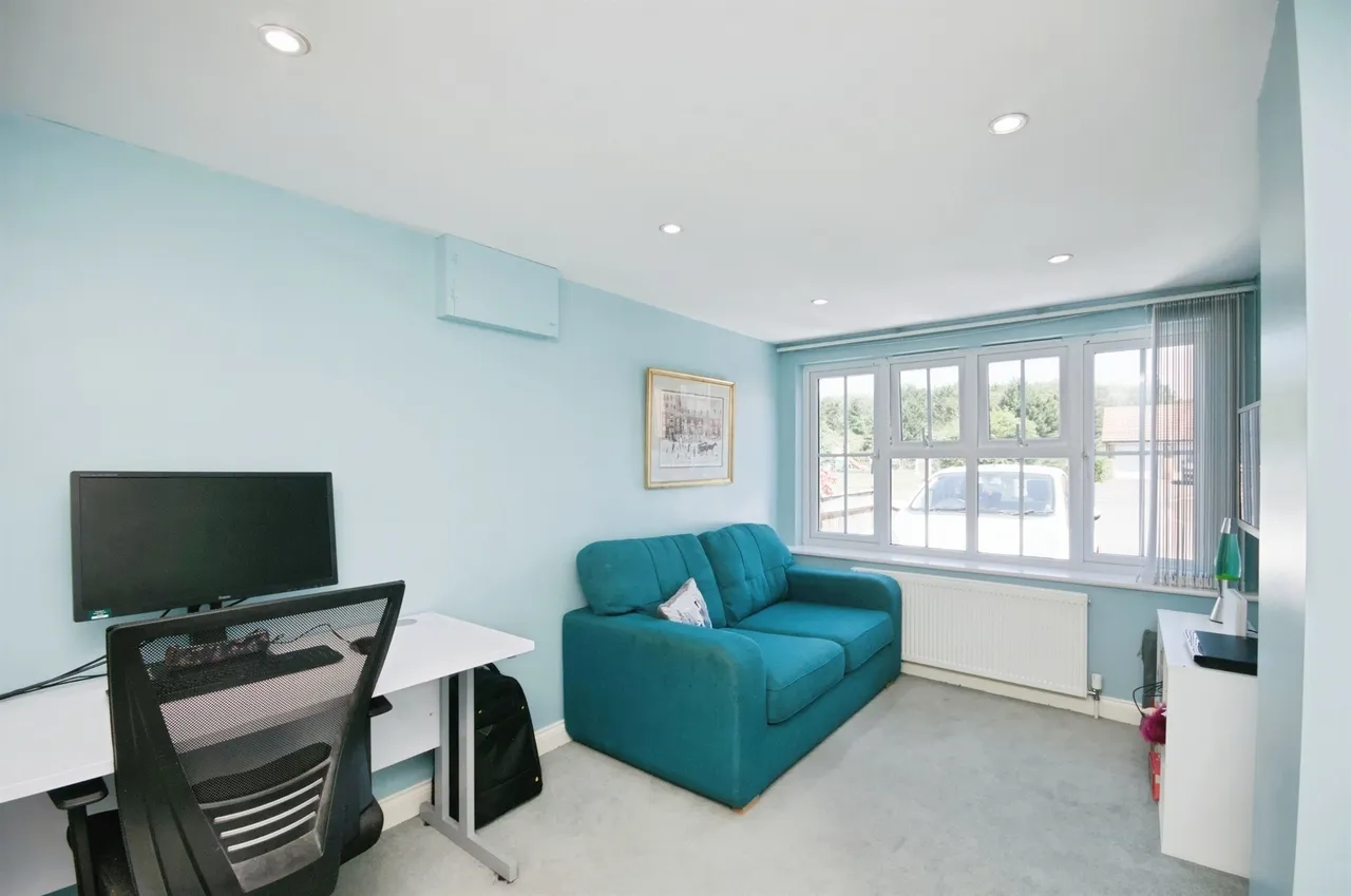 Vancouver Road, Eastbourne, photo 9