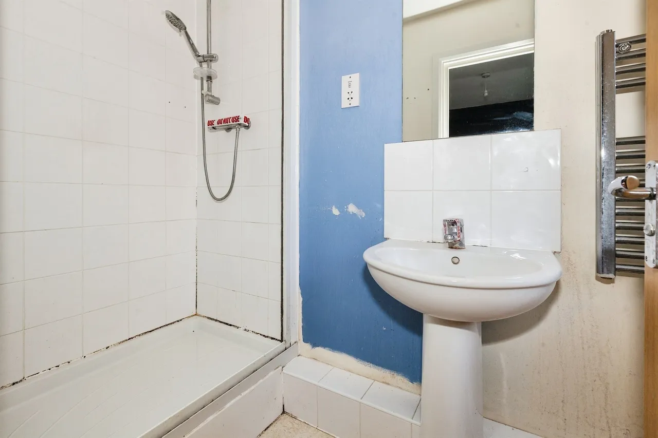 Montague Close, Farnham Royal, Slough, photo 5
