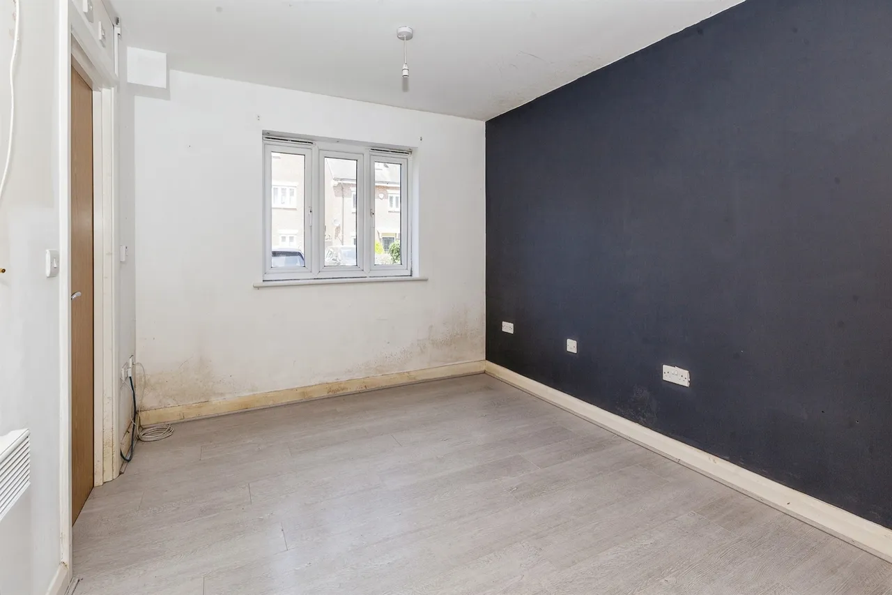 Montague Close, Farnham Royal, Slough, photo 3
