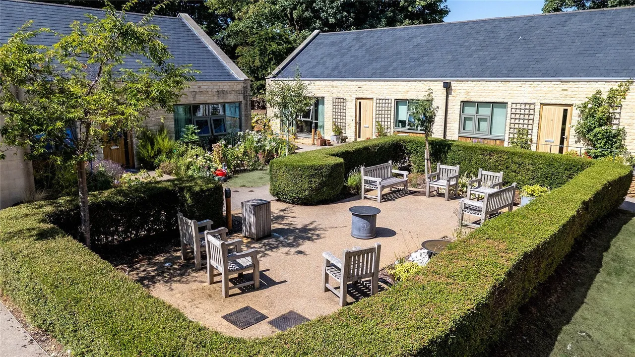 Beechwood Park, Stow on the Wold, GL54, photo 22