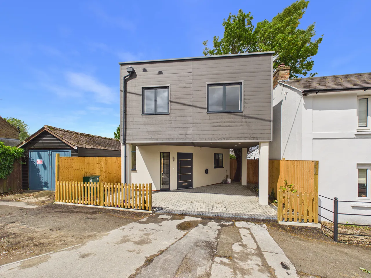 3 bed house for sale, Wycombe Road, Princes Risborough, HP27