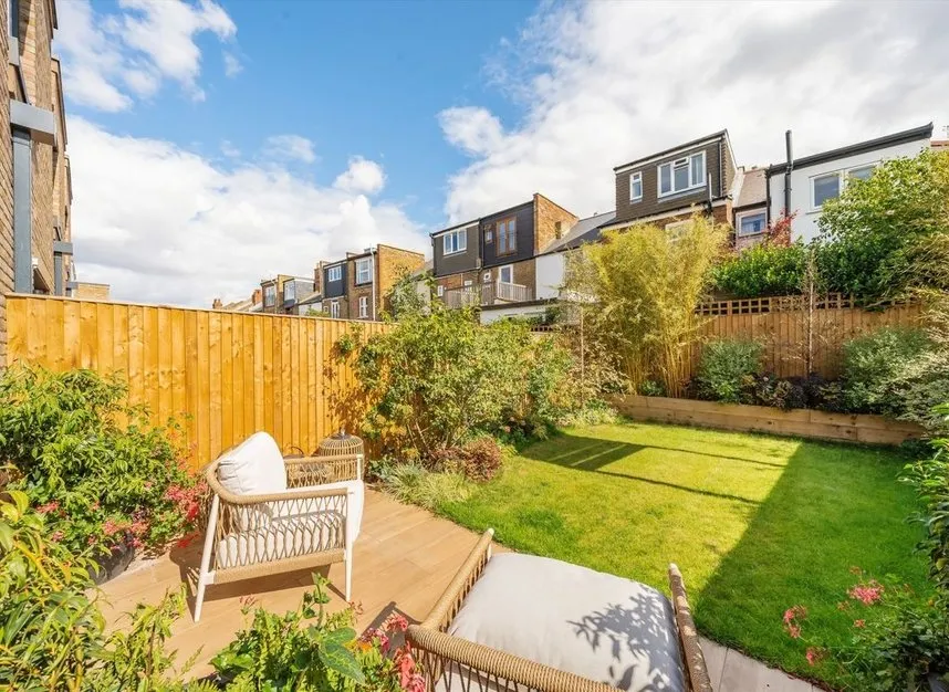 Bakers Mews, Twickenham, TW2, photo 7
