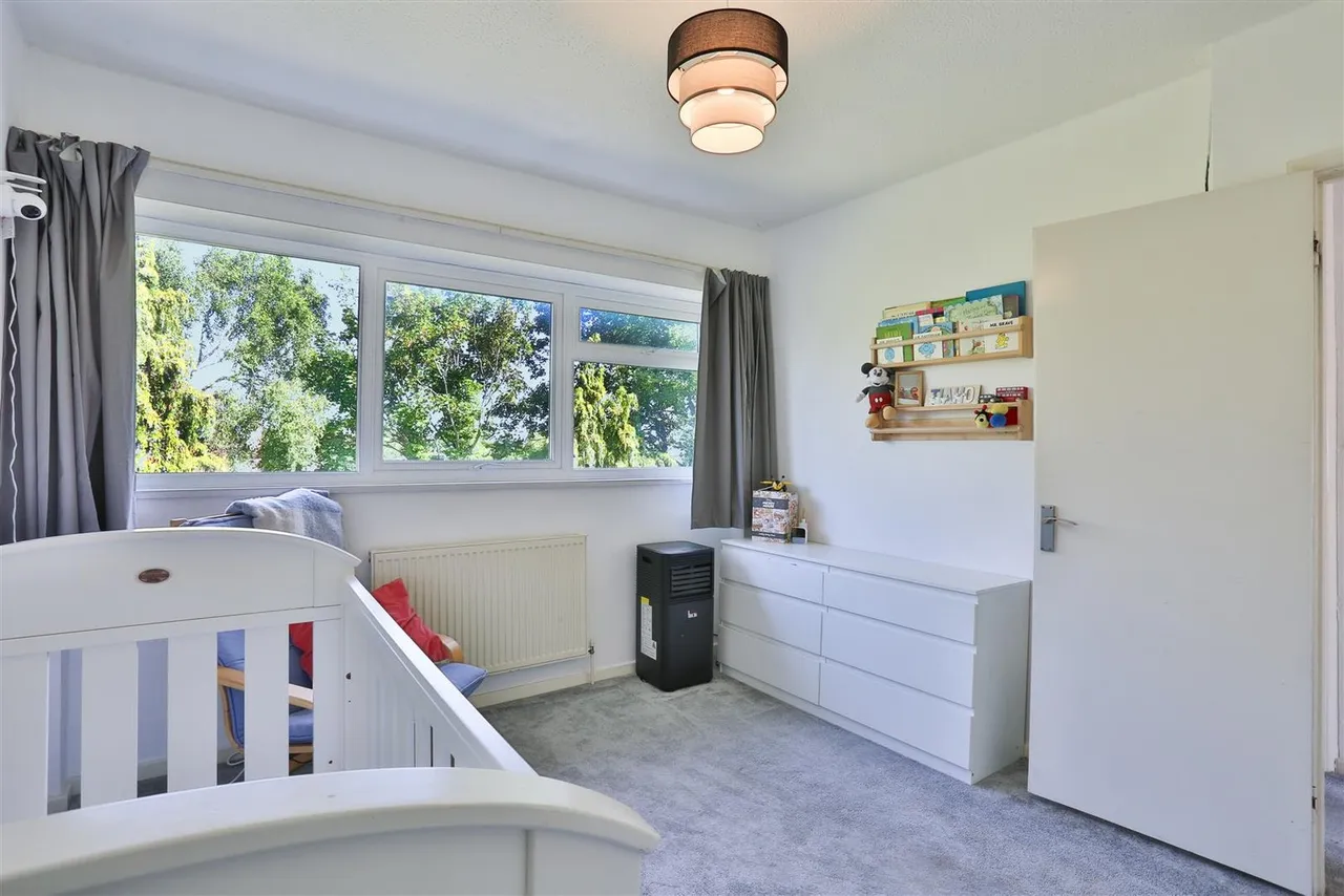 Grove Avenue, Epsom, KT17 4DU, photo 23
