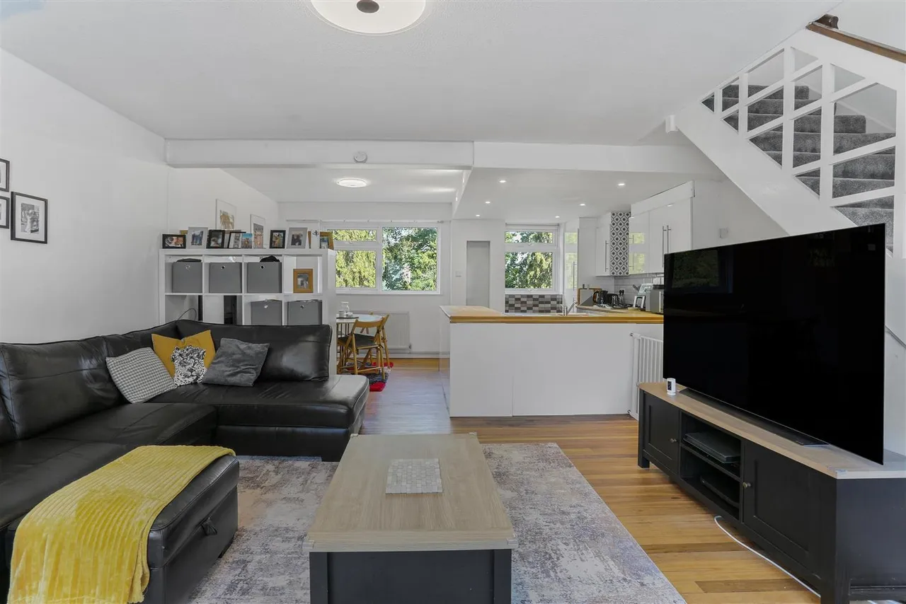 Grove Avenue, Epsom, KT17 4DU, photo 6