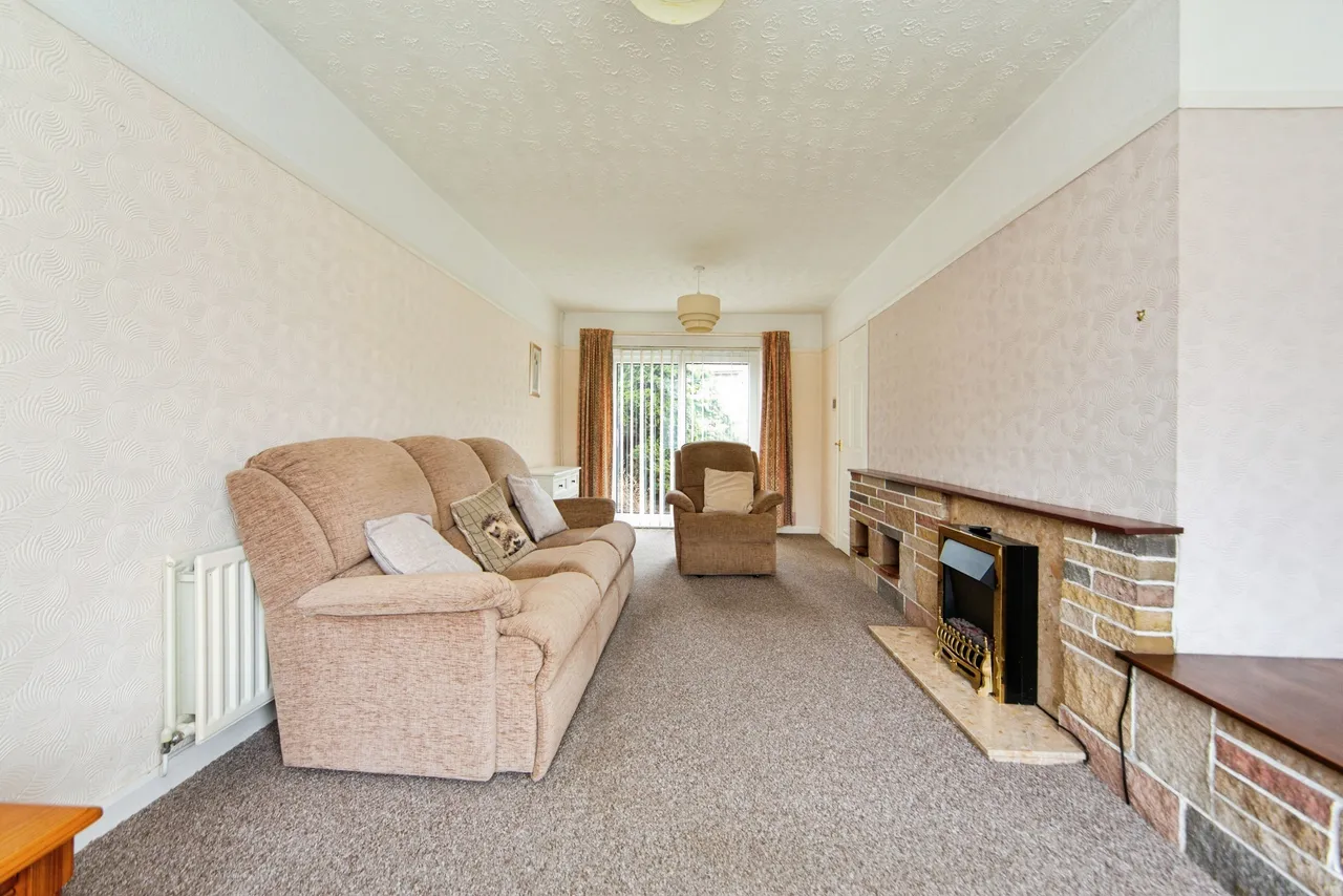 Lowfields Close, Wirral, photo 5