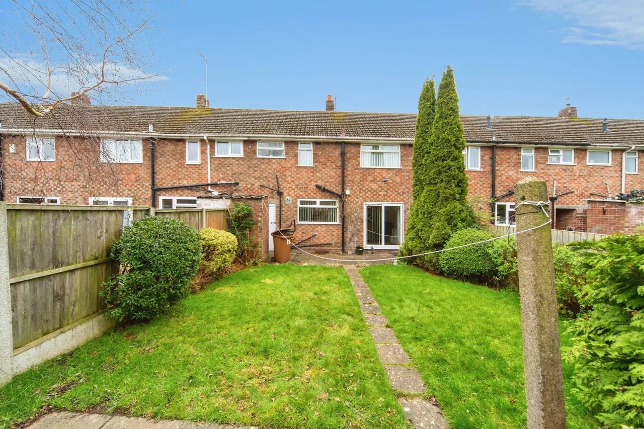 Lowfields Close, Wirral, photo 3