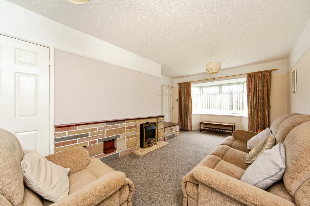 Lowfields Close, Wirral, photo 6