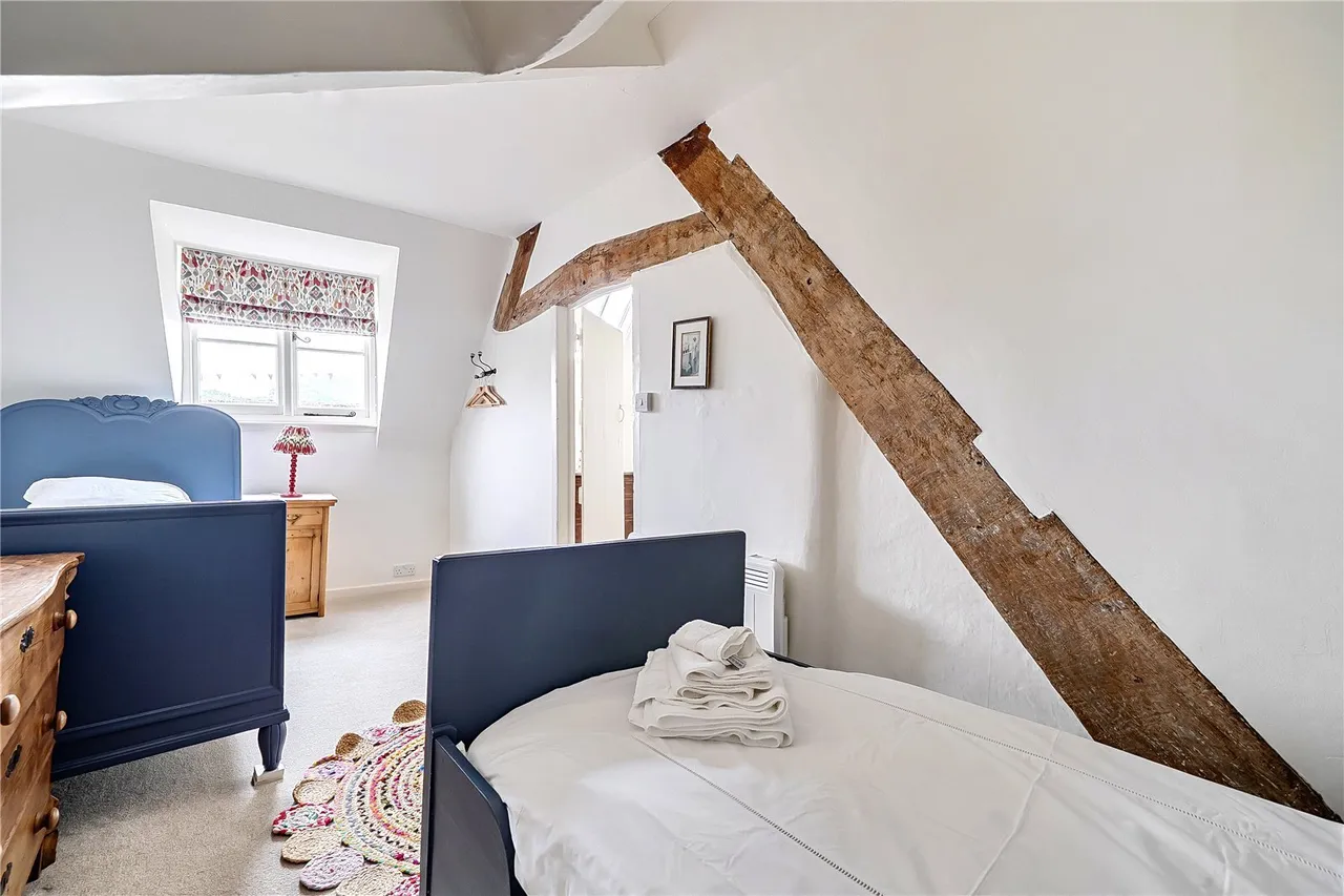 The Square, Beaminster, DT8, photo 21