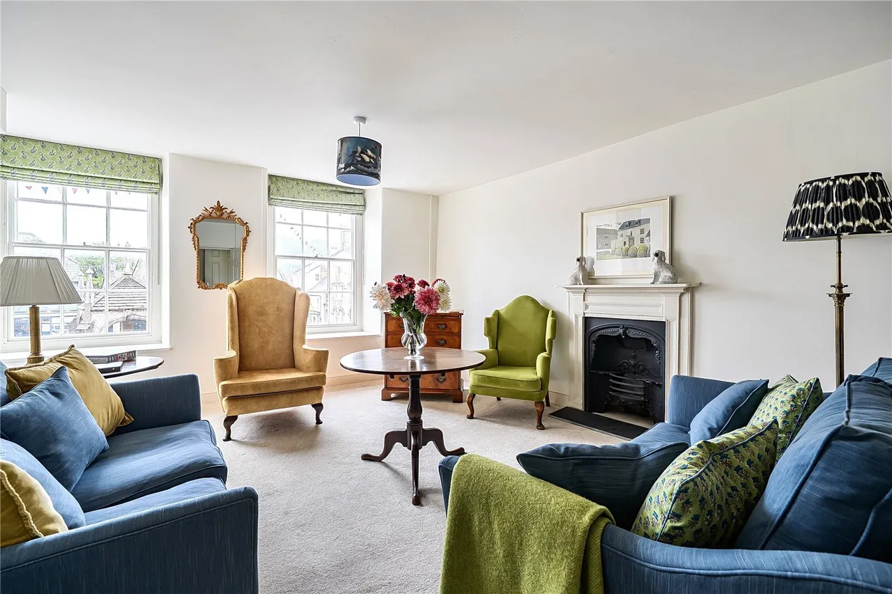 The Square, Beaminster, DT8, photo 13